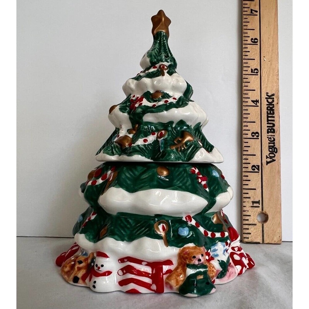 Holly Tree Christmas Salt & Pepper Shakers Ceramic Holiday 2 Piece Set 7" New - Picture 4 of 9
